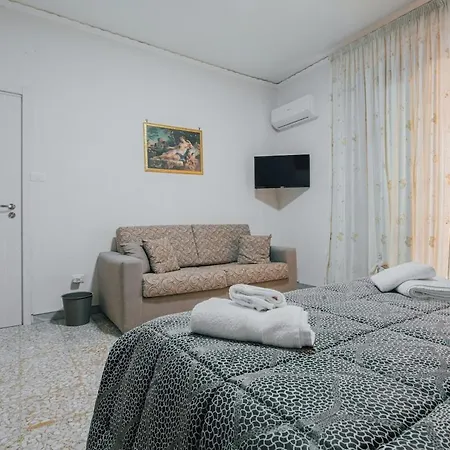 Dimora Luciella History And Culture Apartment *